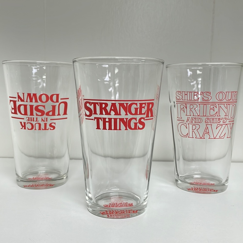 STRANGER THINGS 3-Piece Collection Tumbler Glass Bundle Stephen King EUC